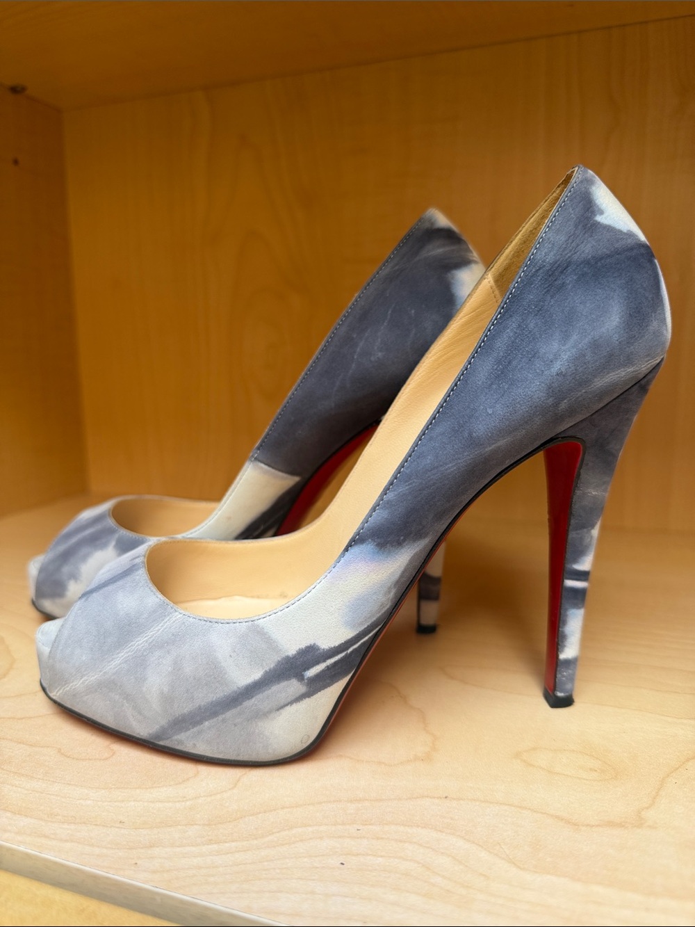 Limited Edition High Heel Peep-Toe Pump in Gray/White Marble Print on suede!
